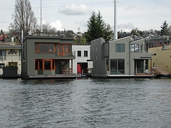 houseboat prices